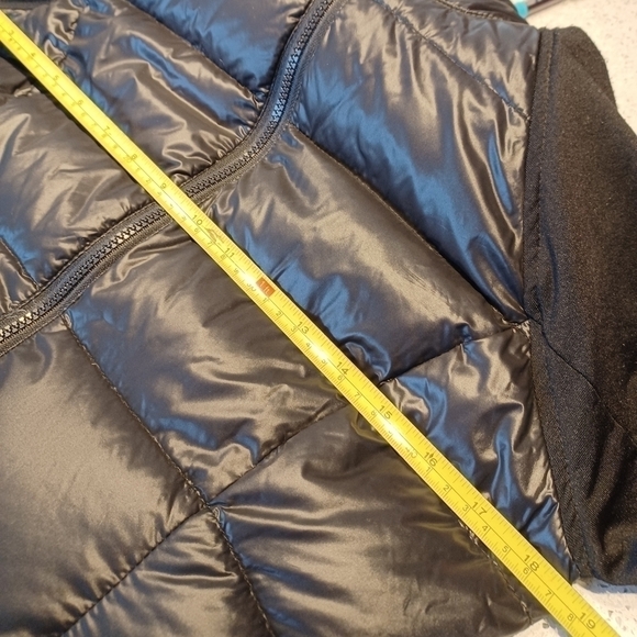 Calvin Klein Performance Black Puffer Jacket - Picture 15 of 16